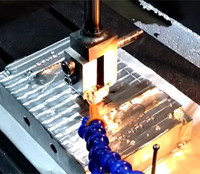 ��ҕ�l���R��𻨙C(j��)